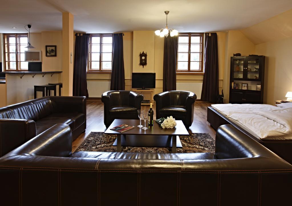 Hotel Posta Černý Důl Habitación foto